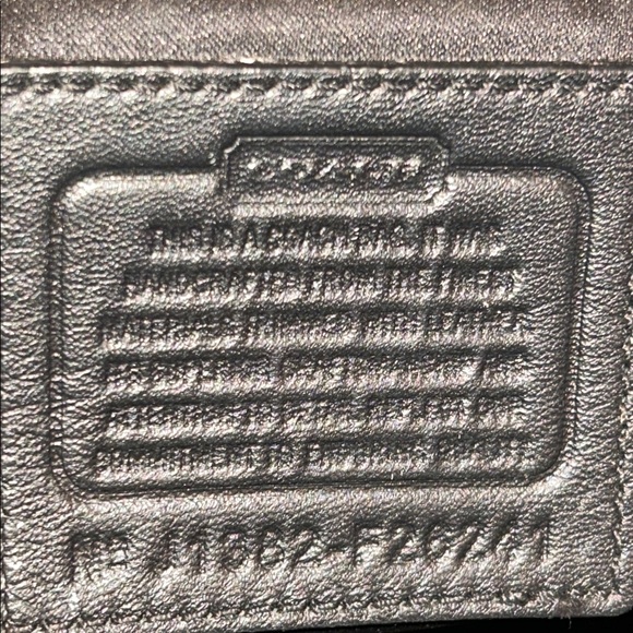 Coach Campbell Izzy Black Metallic Signature Buckle Tote - Picture 14 of 14